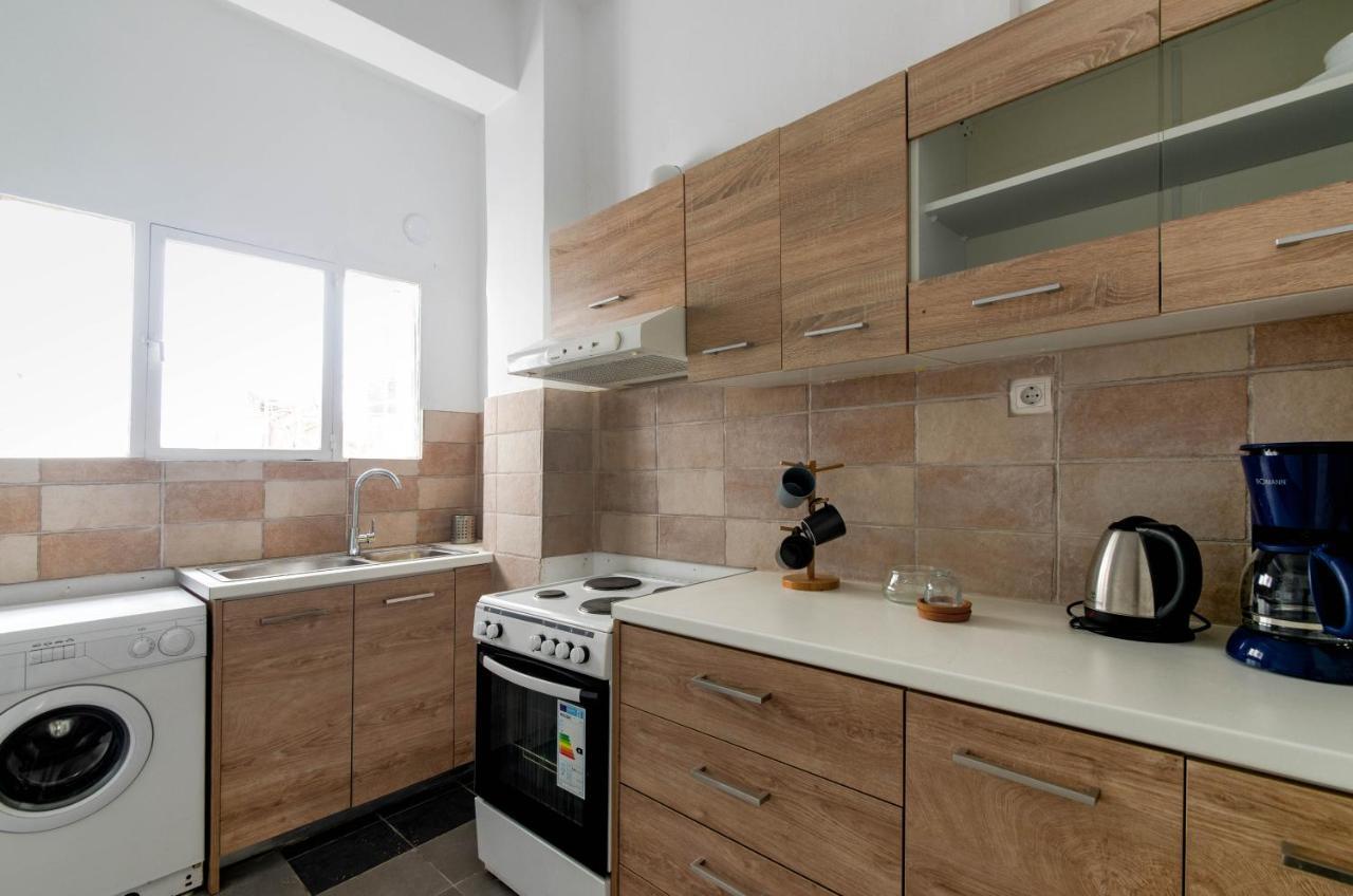 New Renovated 1B Apartment Close To Historic Center Atena Exterior foto